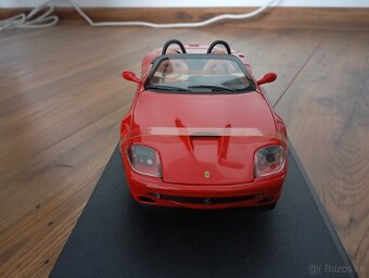 1:18 model Ferrari 550 Barchetta Pininfarina - 3