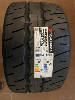 2ks Yokohama Advan AD09 285/30R18 97W - 3