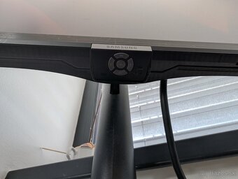 Samsung Monitor S24A600NAU zo série S60A - 3
