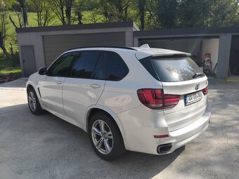 BMW X5 xDrive40d A/T F15 - 3