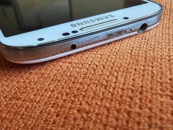 Samsung Galaxy S4 GT-I9505 biela farba - 3