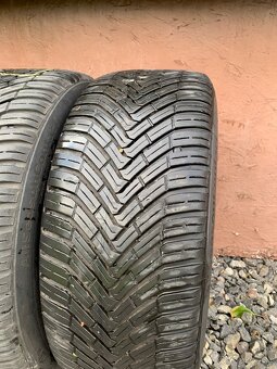 235/40 R18 Continental AllSeasonContact - 3