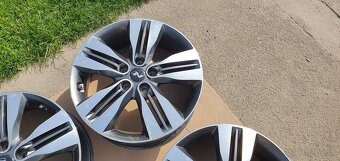 Hyundai 5x114,3 R18 tucson santafe i30 i40 - 3