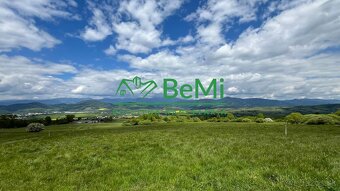 Pozemky Brezno-Podkoreňová 15083 m2 s perspektívou a krásnym - 3