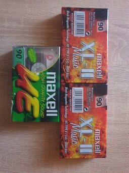 Maxell - 3
