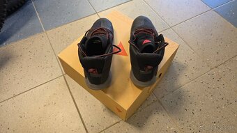 Predám DAINESE ATIPICA AIR 2 č.44 - 3