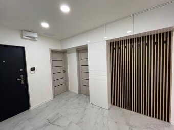 NOVINKA-MODERNÝ, KRÁSNY 3 IZBOVÝ BYT S LOGGIOU - 3