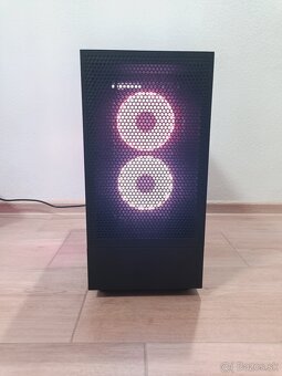 PC Ryzen 7 5700X3D. RX 6800XT. 32GB DDR4. 1TB M.2 - 3