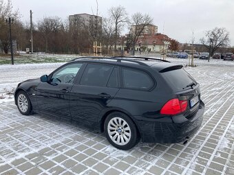 BMW 318i e91 2008 - 3