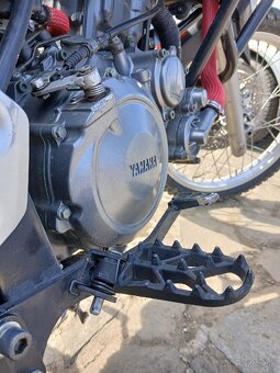 Stupačky Yamaha - 3