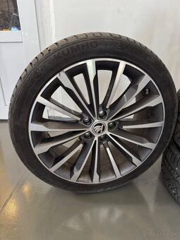Škoda Trinity 5x112 R19 - 3
