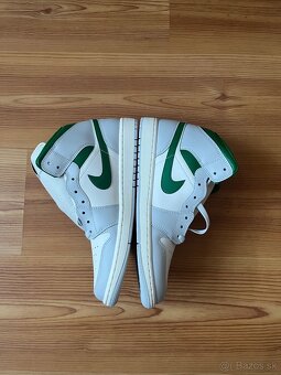 Jordan 1 Mid - 3