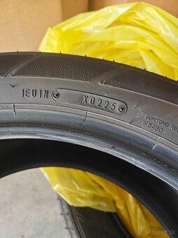 Dunlop 225/50 R18 - 3
