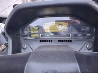 Suzuki burgman 650 - 3