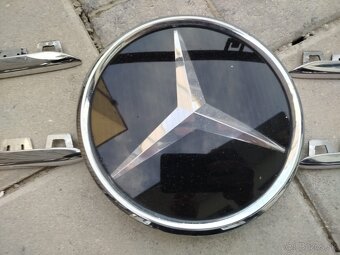 Chrom lišty maska a znak Mercedes E W213 lift - 3