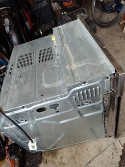 Rura Whirlpool AKZ 433/IX 3.65 kW - 3