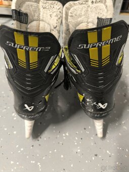 Korčule Bauer Supreme M3, Intermediate č.4.5, fit 2 - 3