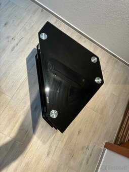 stolík pod TV - 3