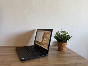 Notebook Dell latitude 5570, i5, ssd, Win 11 - 3