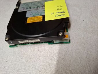 Funkcny historicky HDD Seagate ST351A/X - 3