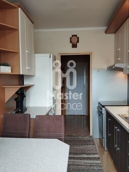 NA PREDAJ 3-IZBOVÝ BYT so zariadením - 3