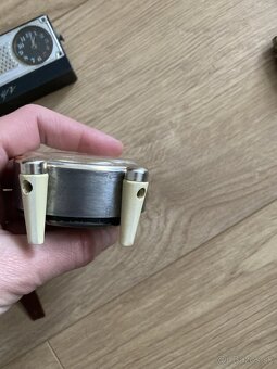 staré hodinky budíky - 3