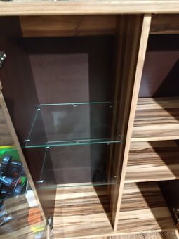 Obývačkova skriňa - 3