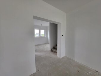 Novostavba – Radový dom v Rovinke - 3