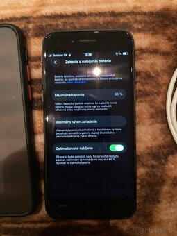 iPhone SE 2020 128GB čierny - 3