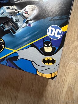 76274 LEGO Batman A Batman with the Batmobile - 3