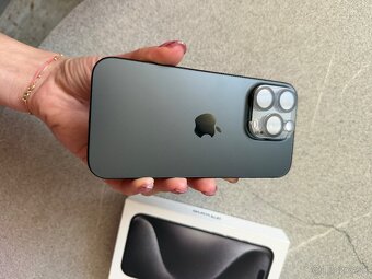 iPhone 15 Pro 128gb Space Grey - 3