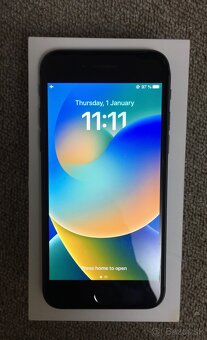 Predám iPhone 8 64 gb - 3