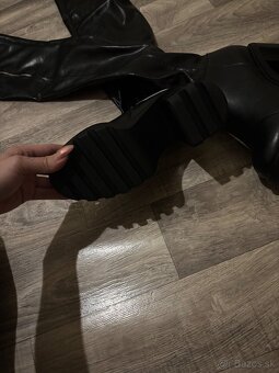 Čierne čižmy nad kolená - 3