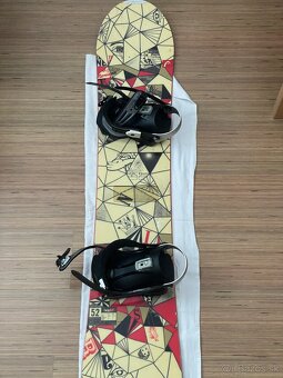 Predám snowboard - 3