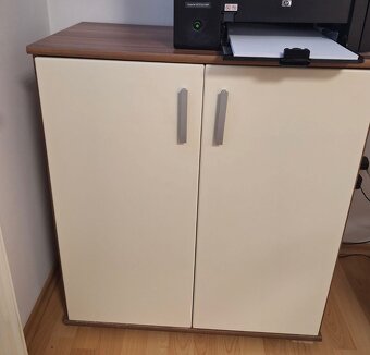 Kancelársky nábytok - 3