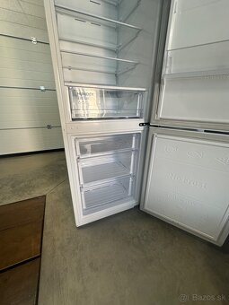 Chladnička Samsung RL38T600CWW - 3