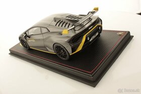 Lamborghini Huracán STO Grigio Titans | MR Collection 1/18 - 3