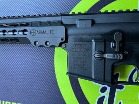 Predám guľovnicu ARMALITE 5.56/.223 Remington - 3