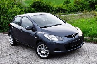 Mazda dvojka 1.3 16v benzin, velmi pekna - 3