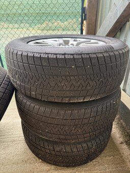 Elektróny Toyota 6x139,7 r18 - 3