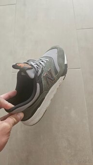 New balance - 3