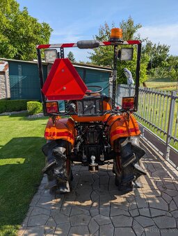 Predám Kubota B7001 s rotavátorom - 3