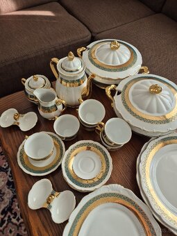 Eegantná obedová a čajová súprava – značený porcelán
- 3