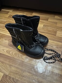 Zateplené vysoké pracovné topánky - 3