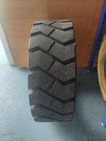 Pneumatiky 8.15 - 15 na VZV - 3