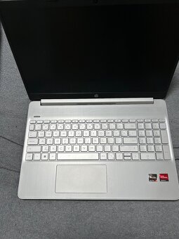 Predám notebook - 3