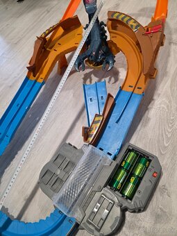 Hotwheels monstwr truck draha - 3