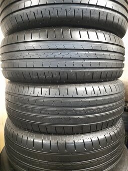 205/60R16 - 3