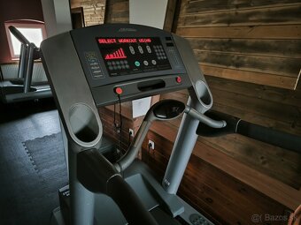 Profesionálny bežecký pás Life Fitness 97Ti - 3