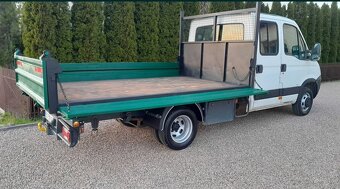 Predam 7-miestny vyklapac iveco daily 35C15 2010 7-miest kli - 3